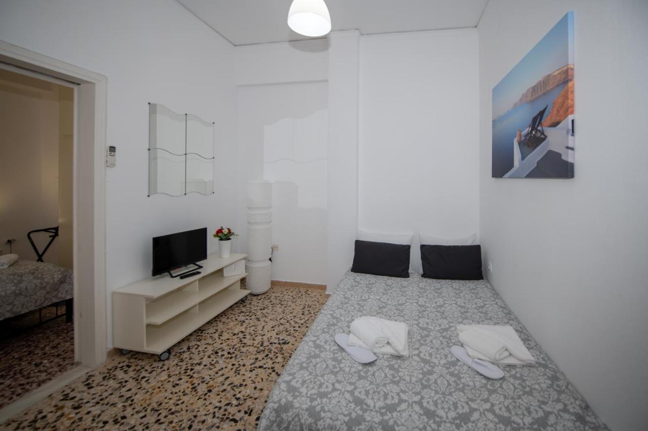 Maraki's Little House Santorini Holiday home *