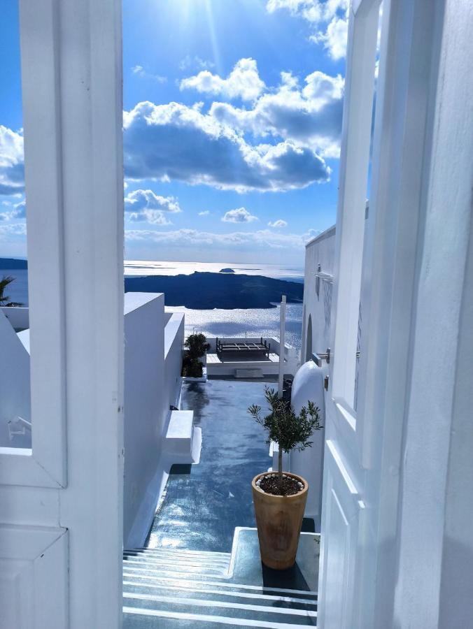Holiday home Maraki's Little House Santorini *