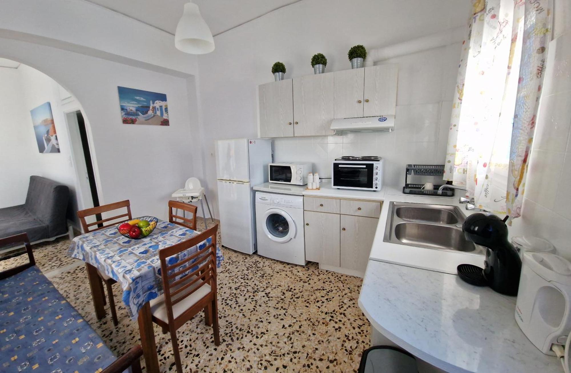 Maraki's Little House Santorini *
