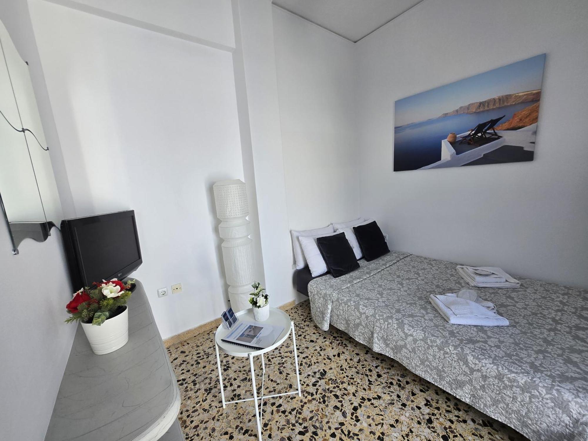 Maraki's Little House Santorini Holiday home
